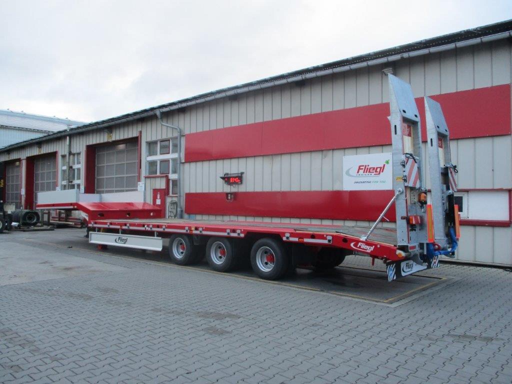 Lager 1009299 (5) Semiremorca trailer agabaritic fix